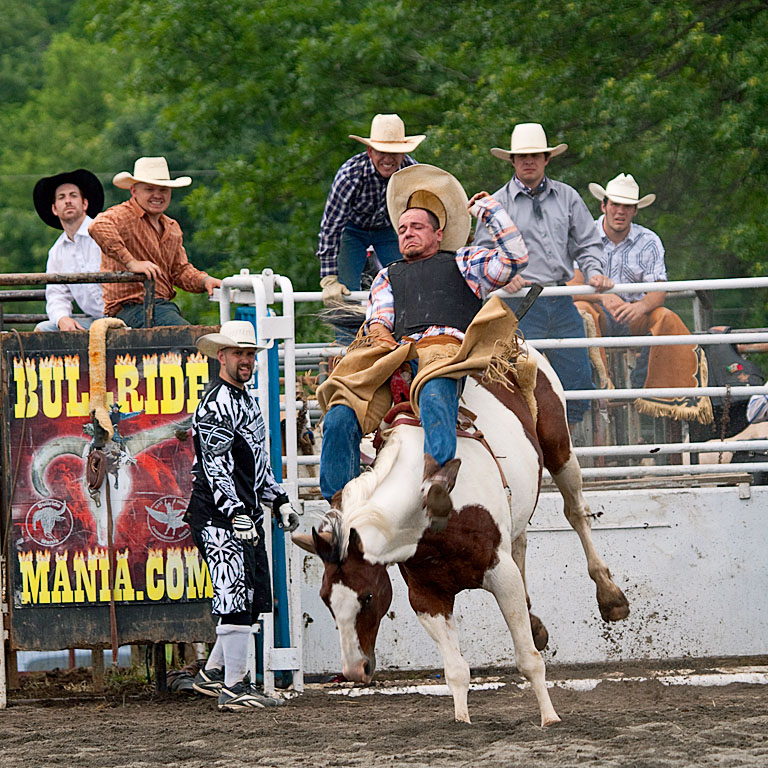 Bronc bustin 4
